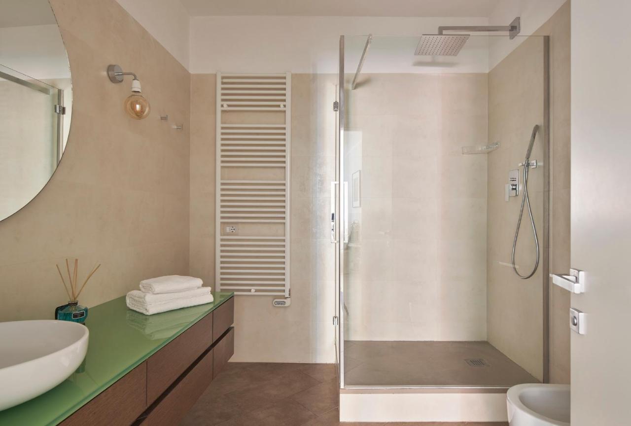 3 Master Bedrooms With Balcony On The River With Views 佛罗伦萨 外观 照片